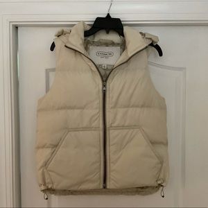 Coach Hooded Puffer Vest in Bone, size Medium
